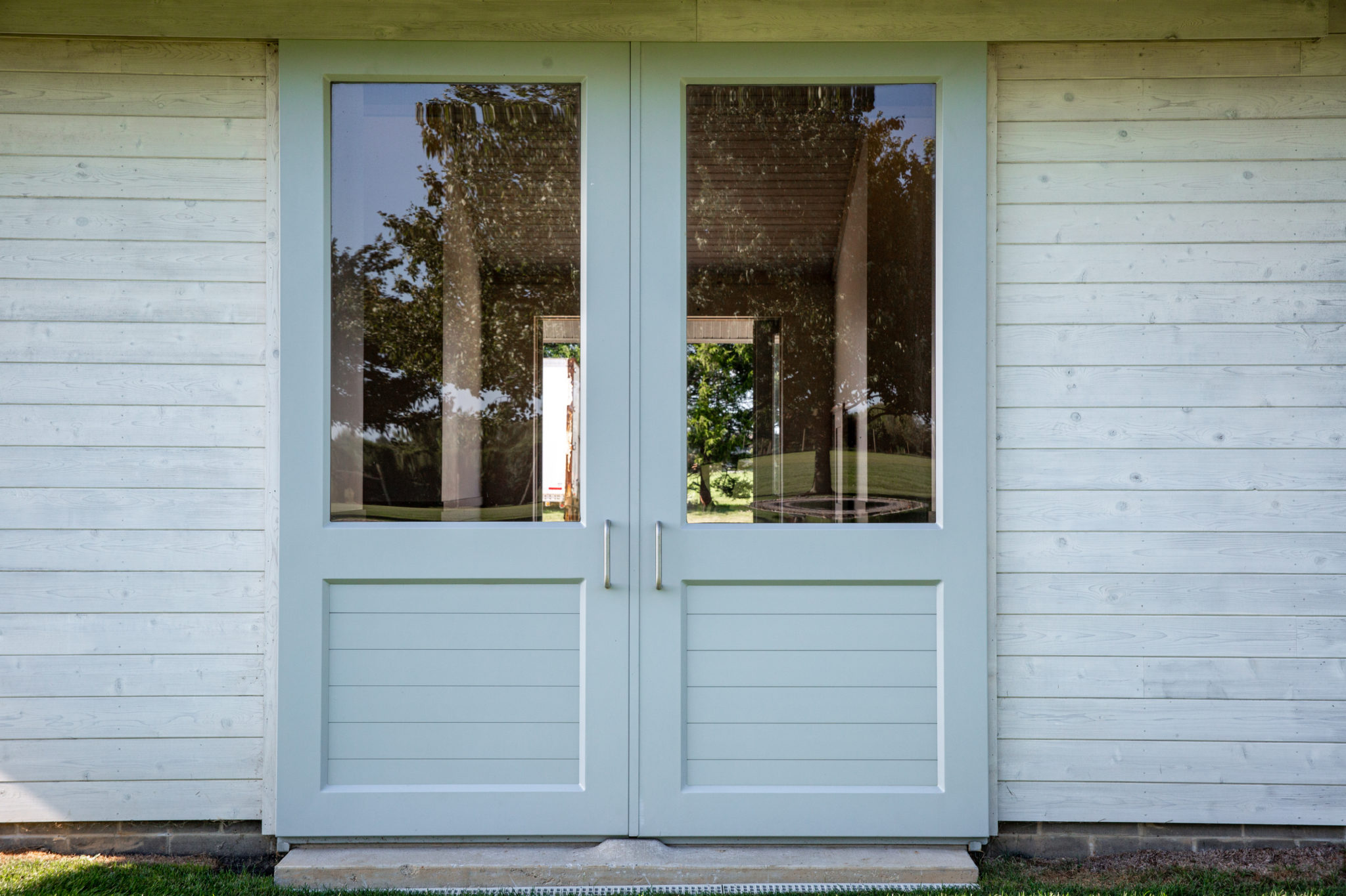 Custom split sliding door no grids