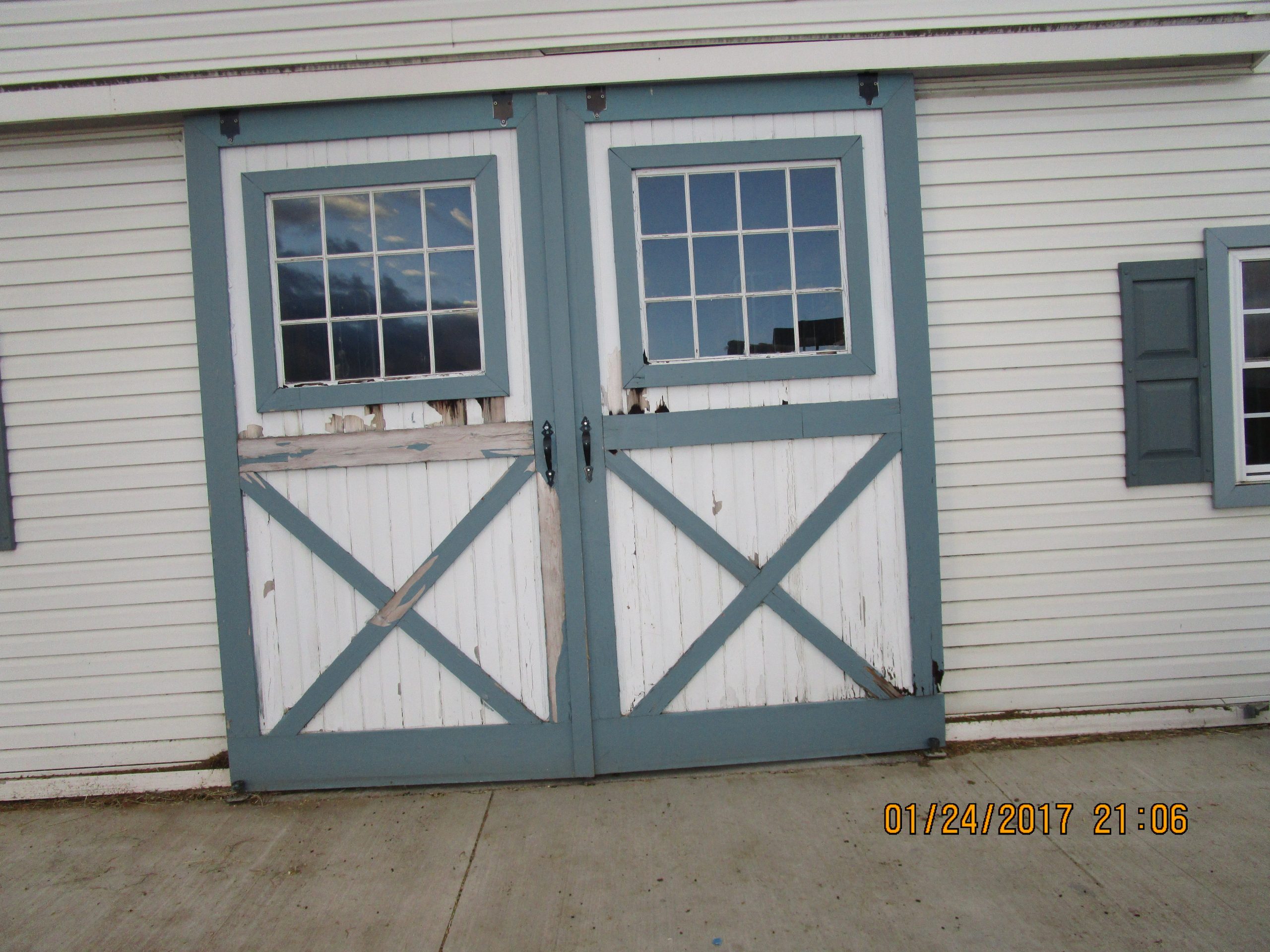 Split barn doors before renovation