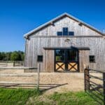 custom-horse-stalls-farm-on-main7